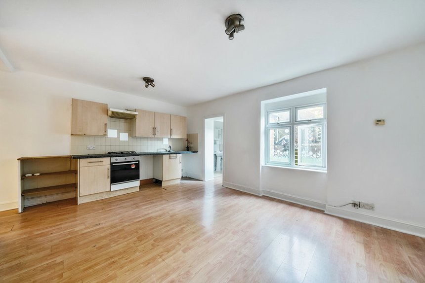 under offer kew bridge road london 33824 - Gibbs Gillespie