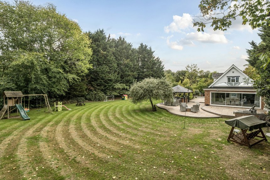 for sale wood lane london 33850 - Gibbs Gillespie