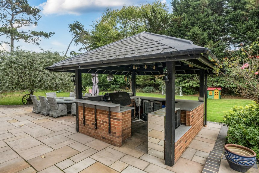 for sale wood lane london 33850 - Gibbs Gillespie