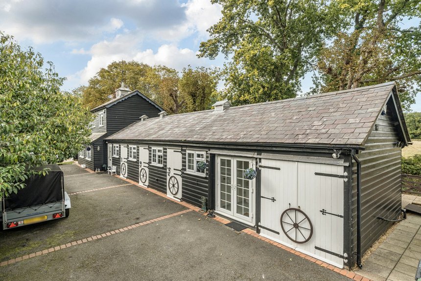 for sale wood lane london 33850 - Gibbs Gillespie