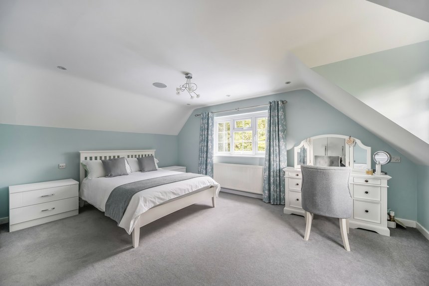 for sale wood lane london 33850 - Gibbs Gillespie