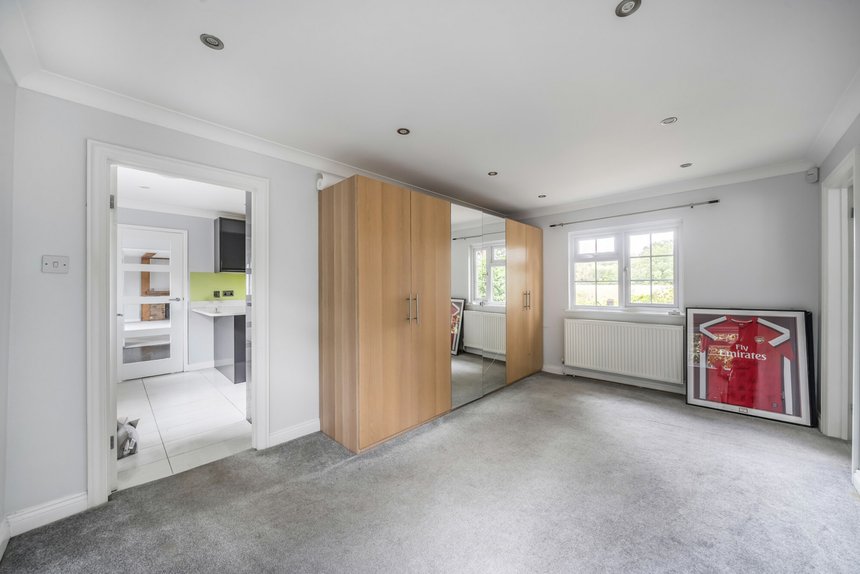 for sale wood lane london 33850 - Gibbs Gillespie