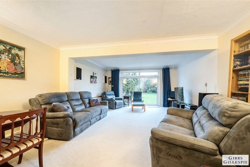 under offer priory way london 33851 - Gibbs Gillespie