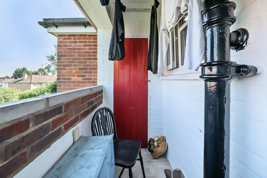 under offer muirfield road london 33859 - Gibbs Gillespie