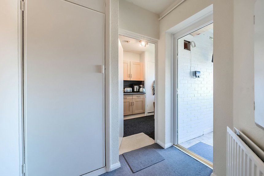 under offer muirfield road london 33859 - Gibbs Gillespie