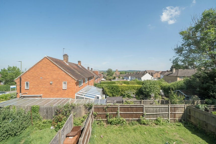 under offer muirfield road london 33859 - Gibbs Gillespie