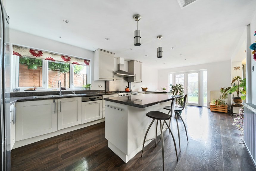 under offer beechcroft avenue london 33874 - Gibbs Gillespie