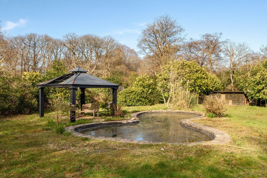 for sale slade oak lane london 33875 - Gibbs Gillespie