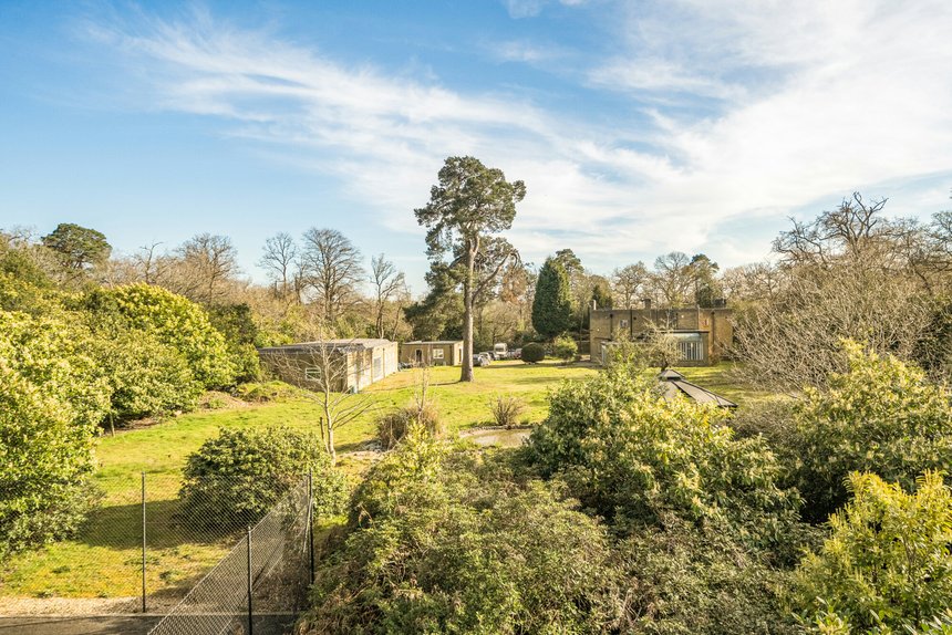 for sale slade oak lane london 33875 - Gibbs Gillespie