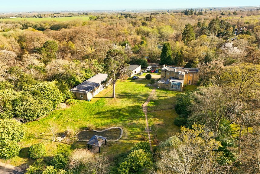for sale slade oak lane london 33875 - Gibbs Gillespie
