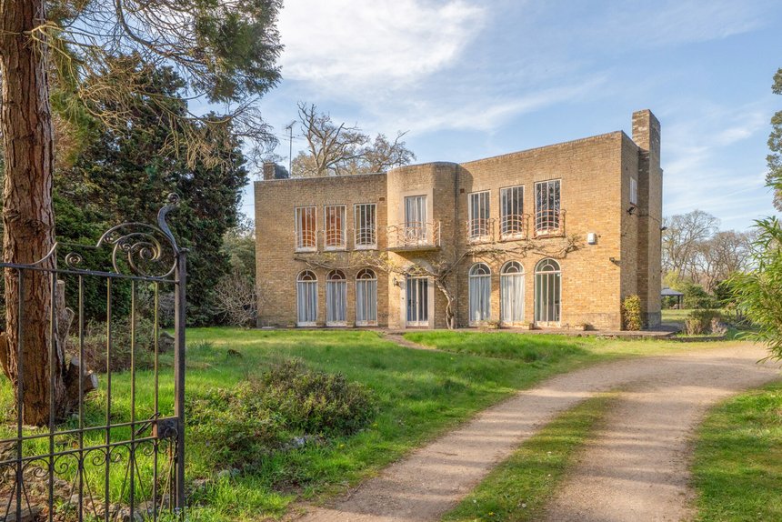 for sale slade oak lane london 33875 - Gibbs Gillespie