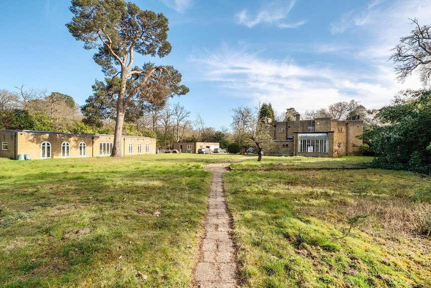 for sale slade oak lane london 33875 - Gibbs Gillespie