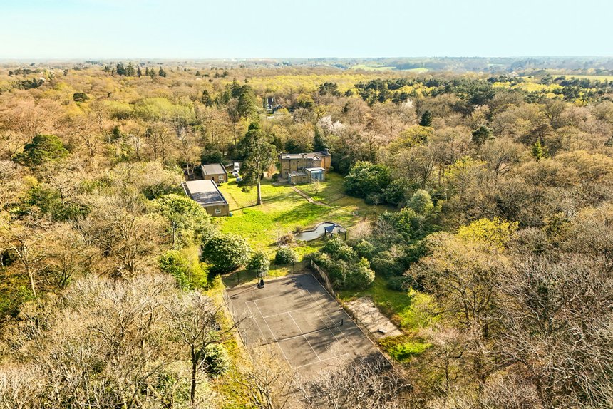 for sale slade oak lane london 33875 - Gibbs Gillespie
