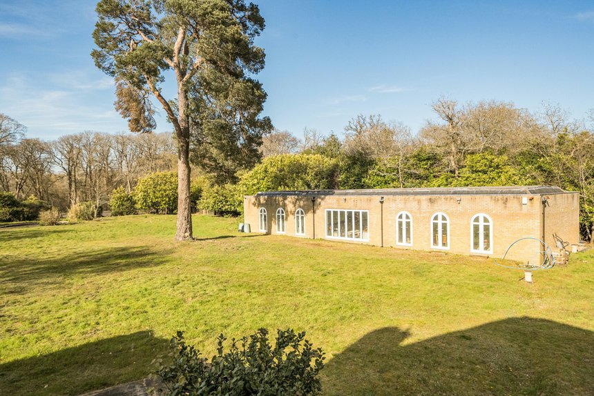 for sale slade oak lane london 33875 - Gibbs Gillespie