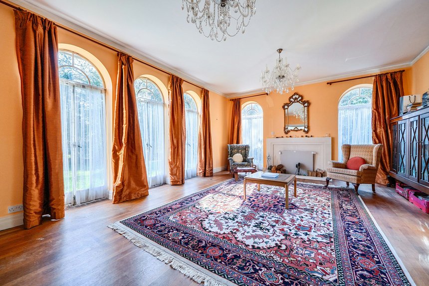 for sale slade oak lane london 33875 - Gibbs Gillespie