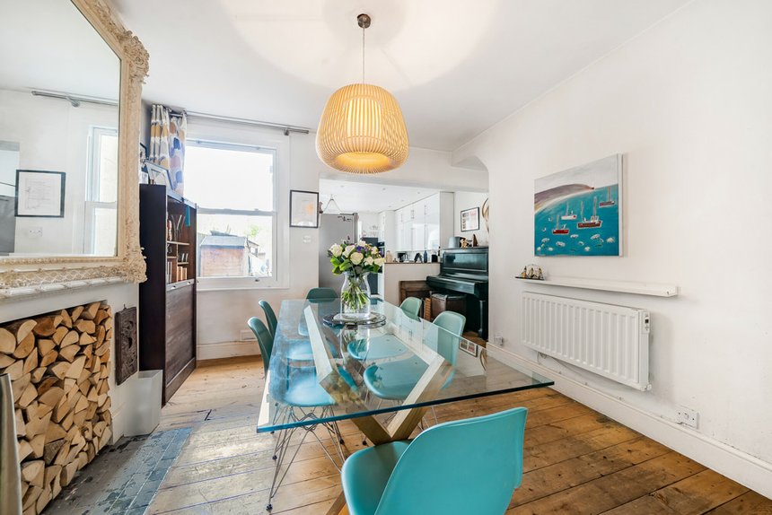 sold hilliard road london 33889 - Gibbs Gillespie