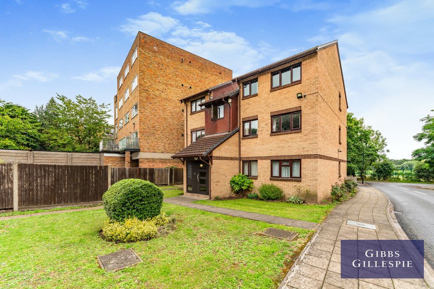 let agreed 3 london 33975 - Gibbs Gillespie