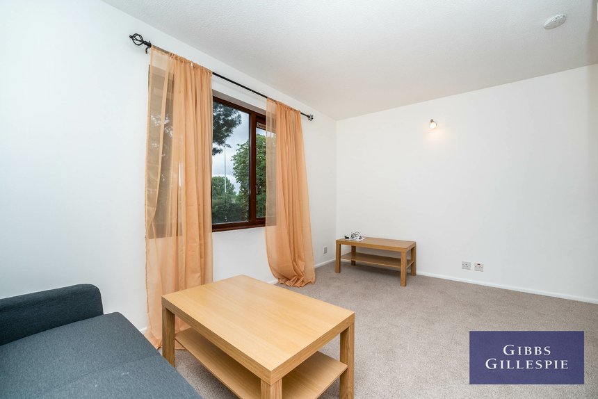 let agreed 3 london 33975 - Gibbs Gillespie