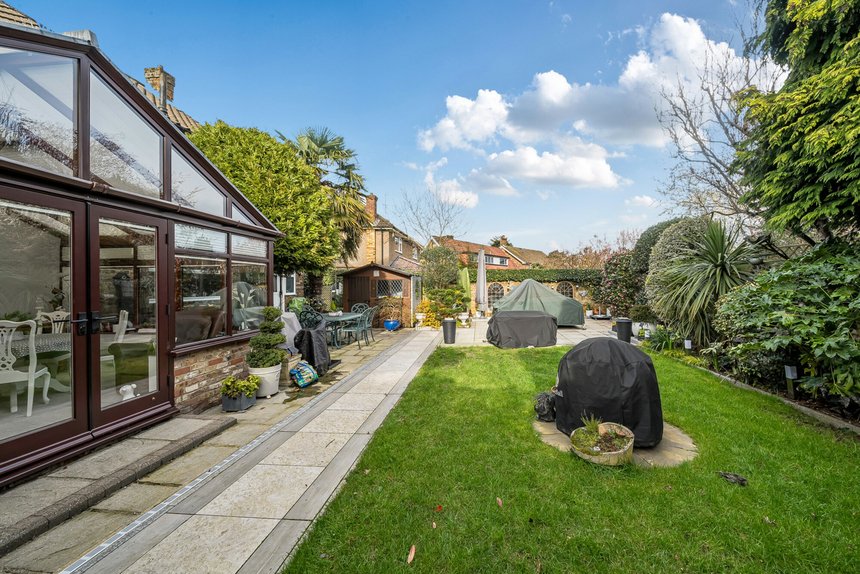 for sale highfield way london 3418 - Gibbs Gillespie