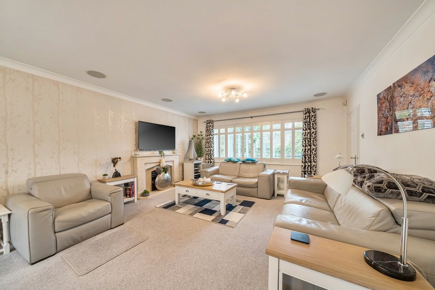for sale highfield way london 3418 - Gibbs Gillespie