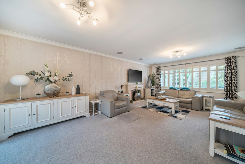 for sale highfield way london 3418 - Gibbs Gillespie