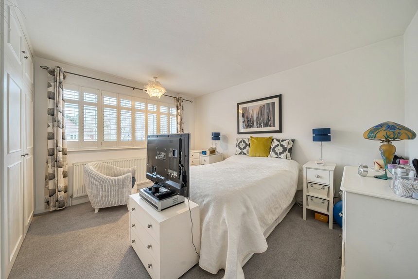 for sale highfield way london 3418 - Gibbs Gillespie