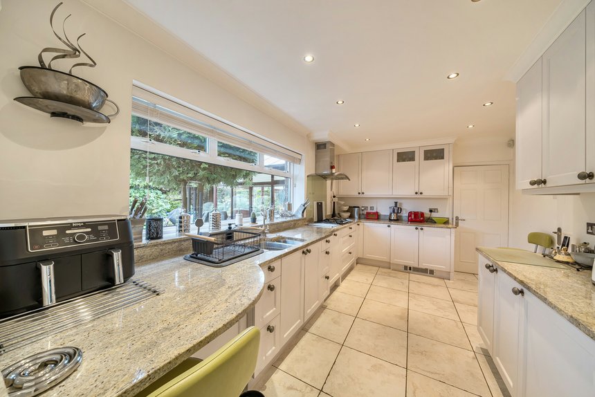 for sale highfield way london 3418 - Gibbs Gillespie
