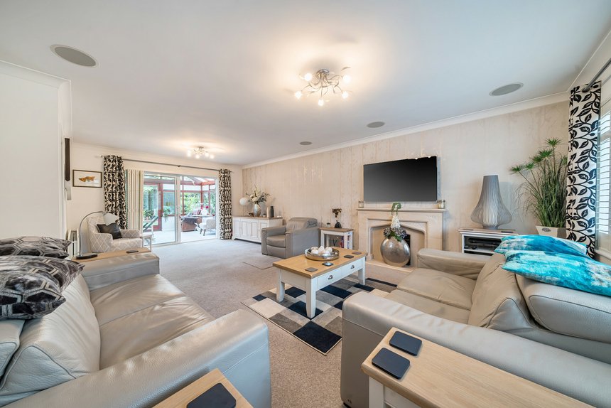 for sale highfield way london 3418 - Gibbs Gillespie