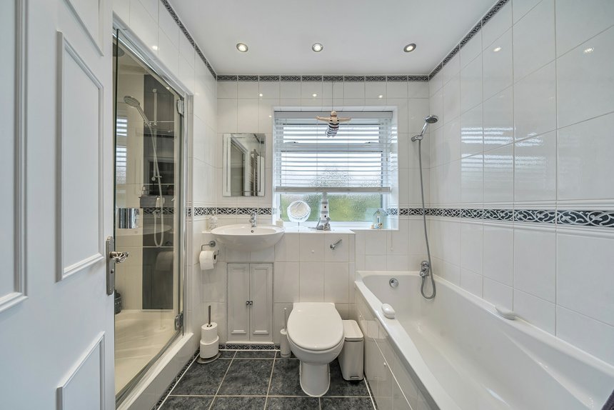 for sale highfield way london 3418 - Gibbs Gillespie
