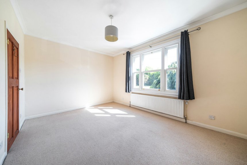 for sale park road london 34239 - Gibbs Gillespie