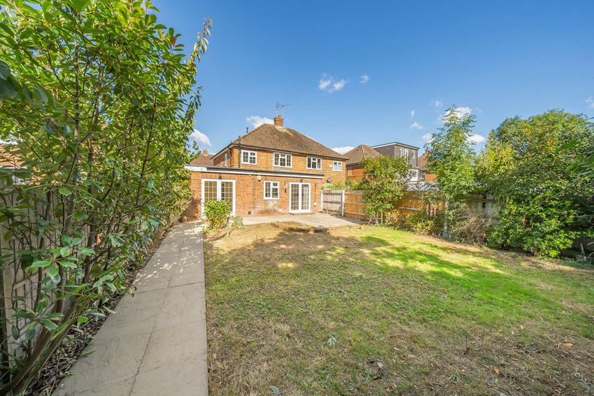 for sale oxford drive london 34243 - Gibbs Gillespie