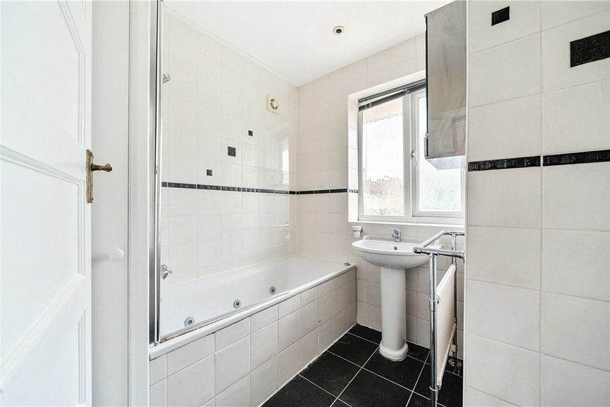 for sale du cros drive london 34254 - Gibbs Gillespie