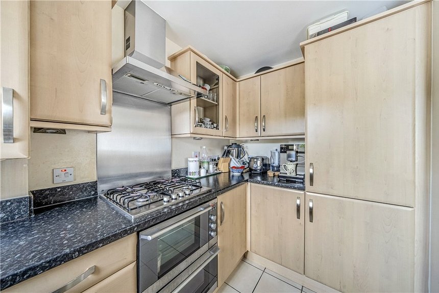 for sale gilbert white close london 34266 - Gibbs Gillespie