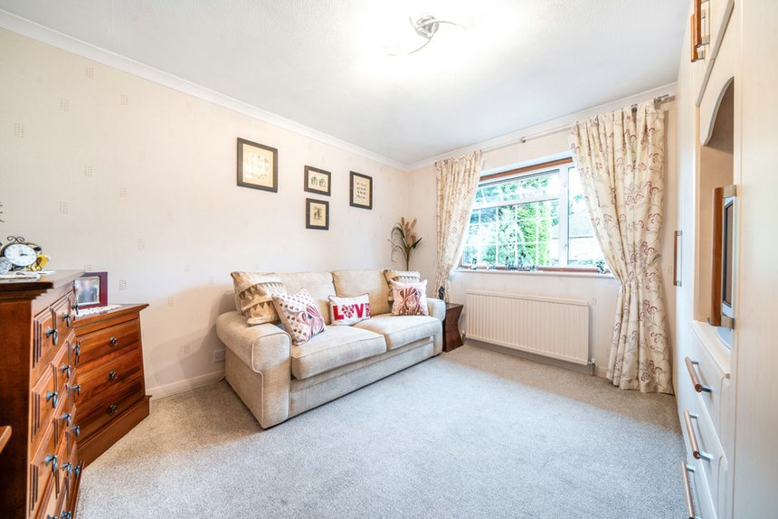 for sale vine grove london 34267 - Gibbs Gillespie