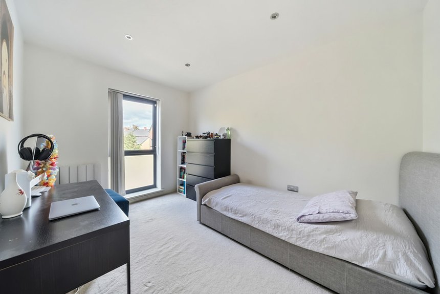 for sale churchill road london 34288 - Gibbs Gillespie