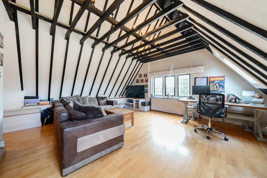 for sale frith grange london 34308 - Gibbs Gillespie