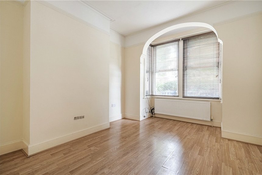 for sale bernard avenue london 34318 - Gibbs Gillespie