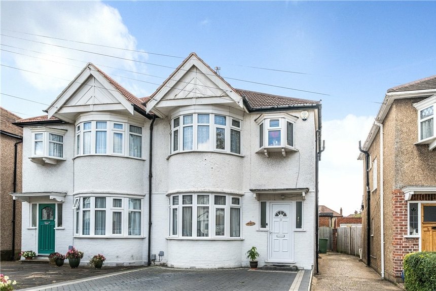 for sale formby avenue london 34320 - Gibbs Gillespie