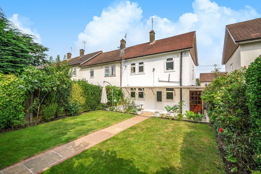 under offer fulford grove london 34321 - Gibbs Gillespie