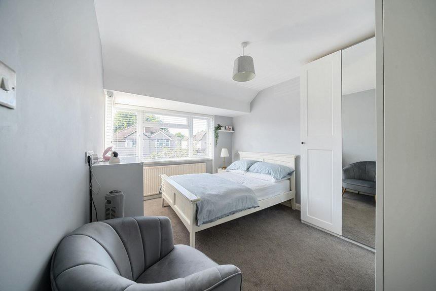 for sale malvern way london 34324 - Gibbs Gillespie