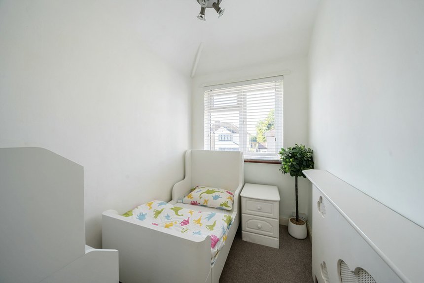 for sale malvern way london 34324 - Gibbs Gillespie