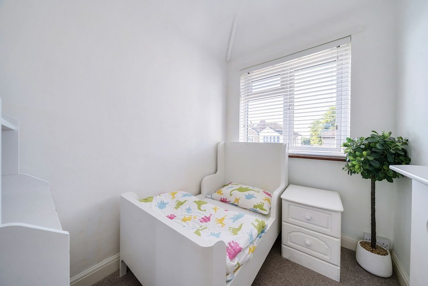 for sale malvern way london 34324 - Gibbs Gillespie