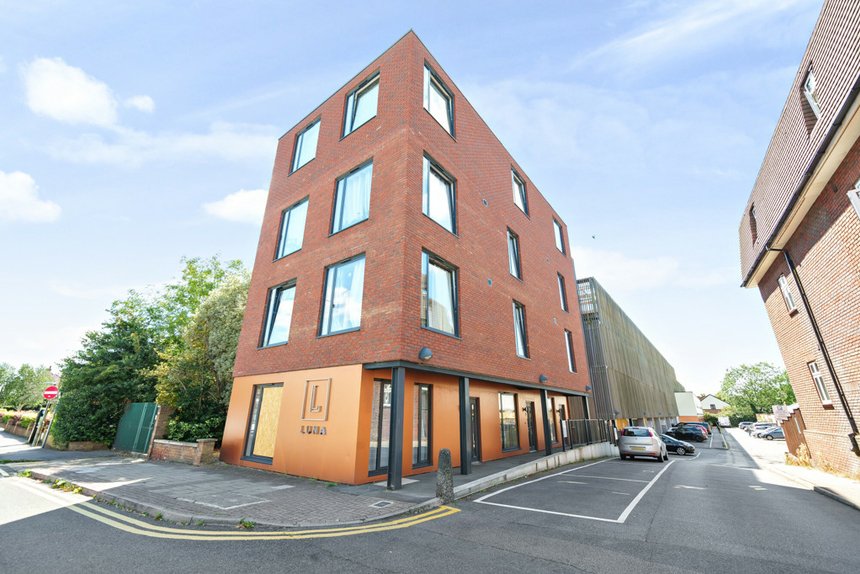 for sale field end road london 34328 - Gibbs Gillespie