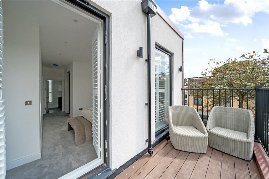 for sale richmond road london 34334 - Gibbs Gillespie