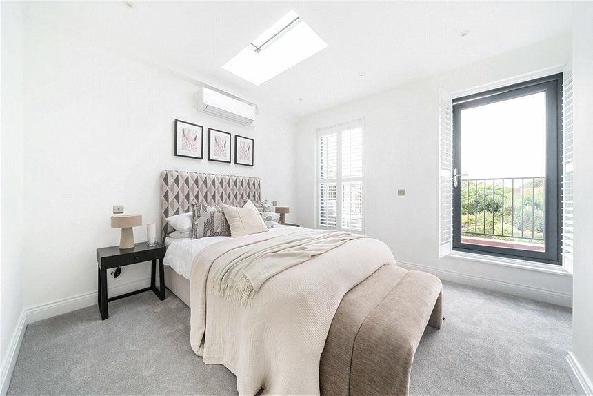 for sale richmond road london 34334 - Gibbs Gillespie