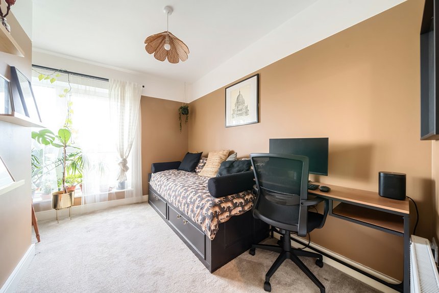 for sale longfield avenue london 34347 - Gibbs Gillespie