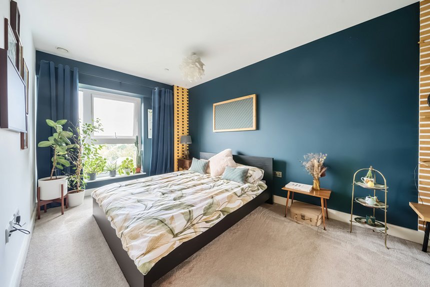 for sale longfield avenue london 34347 - Gibbs Gillespie