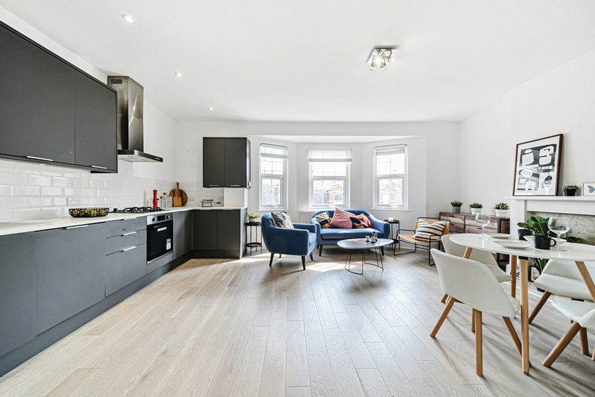 under offer green lane london 34349 - Gibbs Gillespie