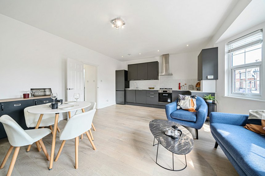 under offer green lane london 34349 - Gibbs Gillespie