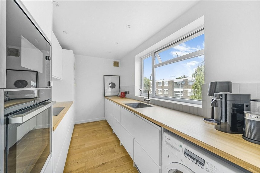 for sale stratton close london 34362 - Gibbs Gillespie